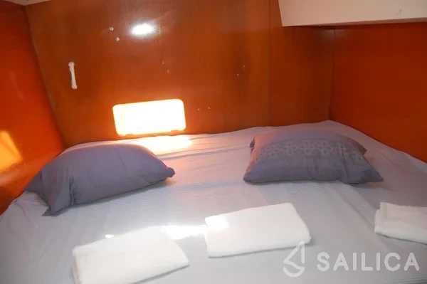 Lagoon 410 - Yacht Charter Sailica