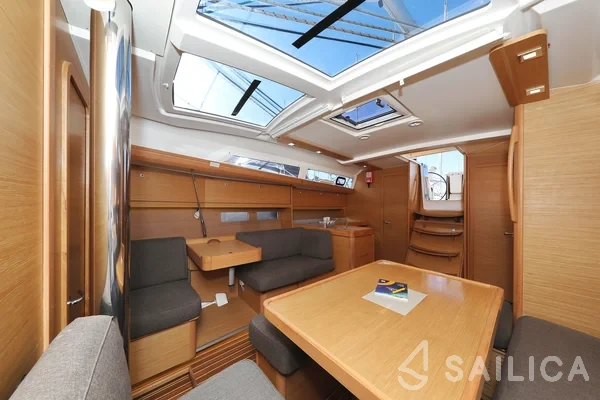 Dufour 412 GL - Yacht Charter Sailica