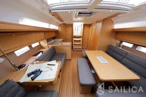 Dufour 412 GL - Yacht Charter Sailica