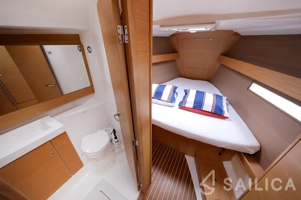 Dufour 412 GL - Yacht Charter Sailica