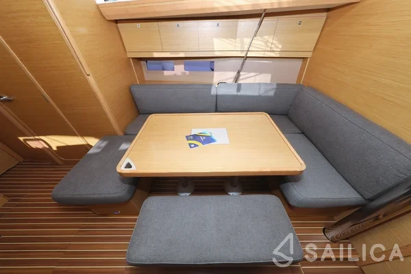 Dufour 412 GL - Yacht Charter Sailica