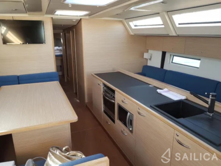 D&D Kufner 54 - Yacht Charter Sailica
