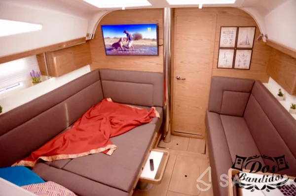 Elan 40 Impression - Yacht Charter Sailica