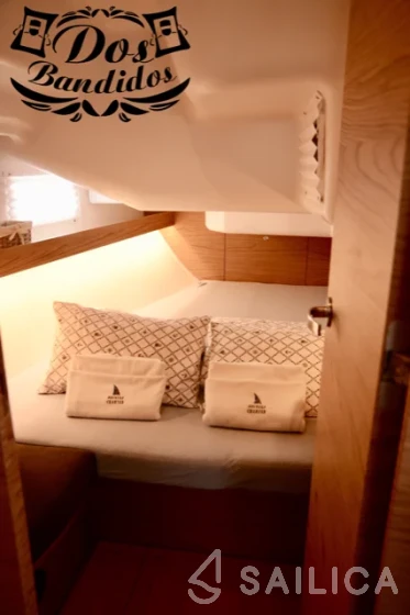 Elan 40 Impression - Yacht Charter Sailica