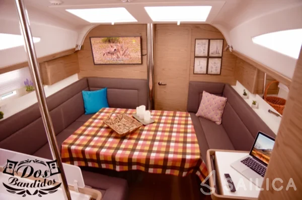 Elan 40 Impression - Yacht Charter Sailica