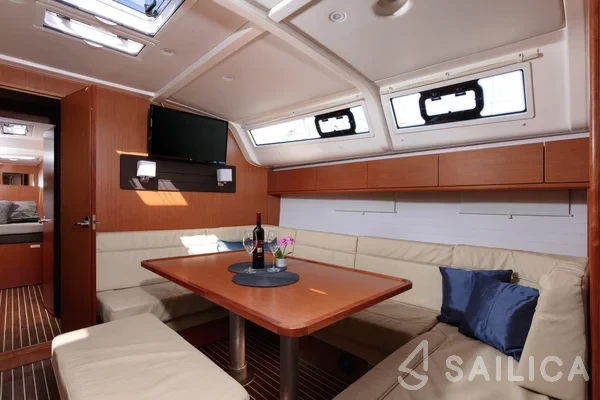 Bavaria 51 Cruiser - Yacht Charter Sailica