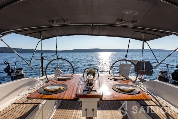 Bavaria 51 Cruiser - Yacht Charter Sailica