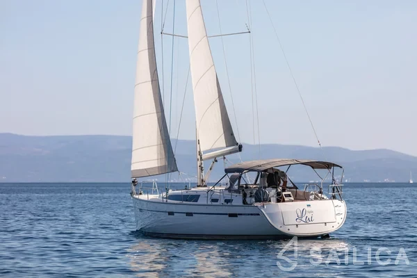 Bavaria 51 Cruiser - Yacht Charter Sailica