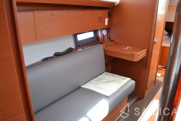 Dufour 360 GL - Yacht Charter Sailica