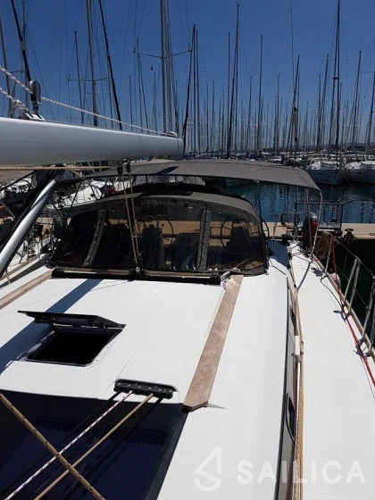 Dufour 460 GL - Yacht Charter Sailica