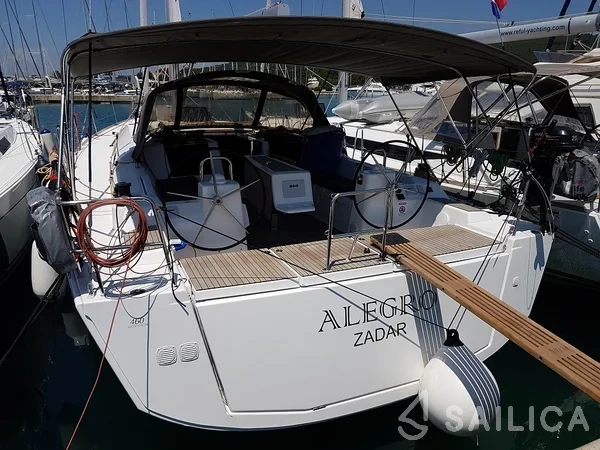 Dufour 460 GL - Yacht Charter Sailica