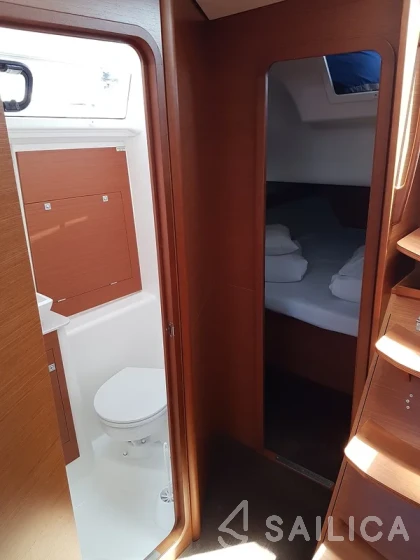 Dufour 460 GL - Yacht Charter Sailica