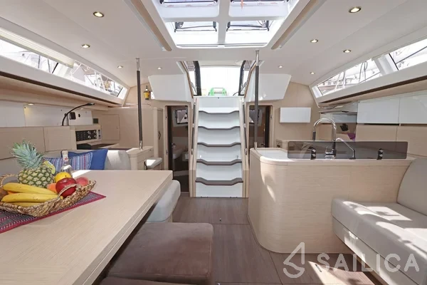 Jeanneau 58 - Yacht Charter Sailica