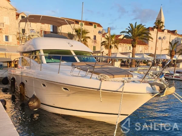 Prestige 46 Fly - Yacht Charter Sailica