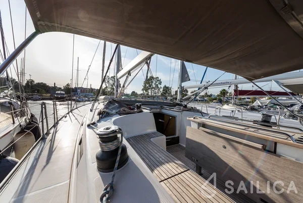 Bavaria Cruiser 56 - Yacht Charter Sailica