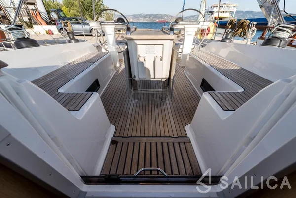 Bavaria Cruiser 56 - Yacht Charter Sailica