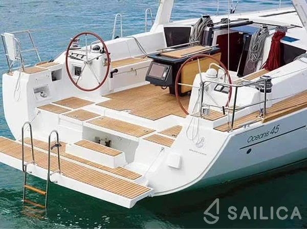 Oceanis 45 - Yacht Charter Sailica