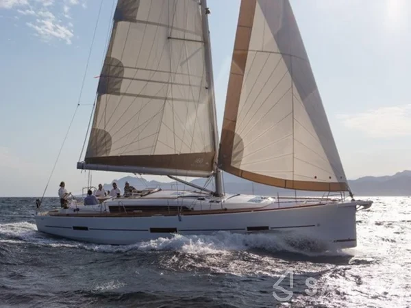 Dufour 460 GL - Yacht Charter Sailica