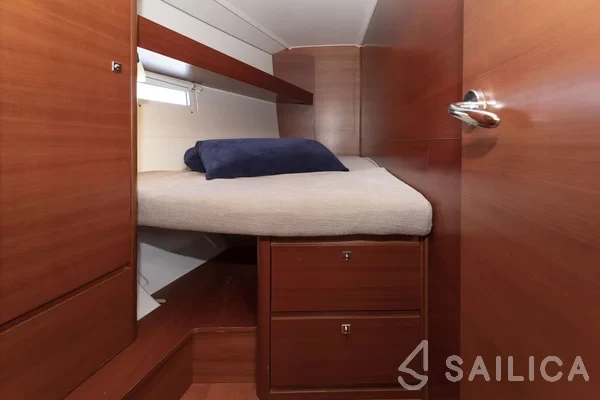 Dufour 460 GL - Yacht Charter Sailica