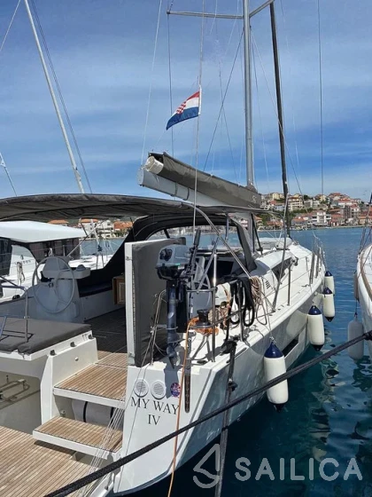 Dufour 56 Exclusive - Yacht Charter Sailica