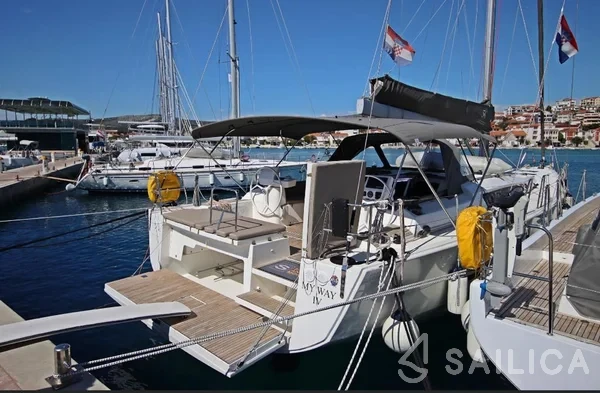 Dufour 56 Exclusive - Yacht Charter Sailica