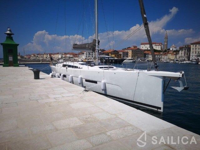 Dufour 56 Exclusive - Yacht Charter Sailica