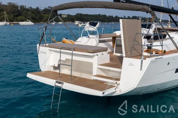 Dufour 56 Exclusive - Yacht Charter Sailica