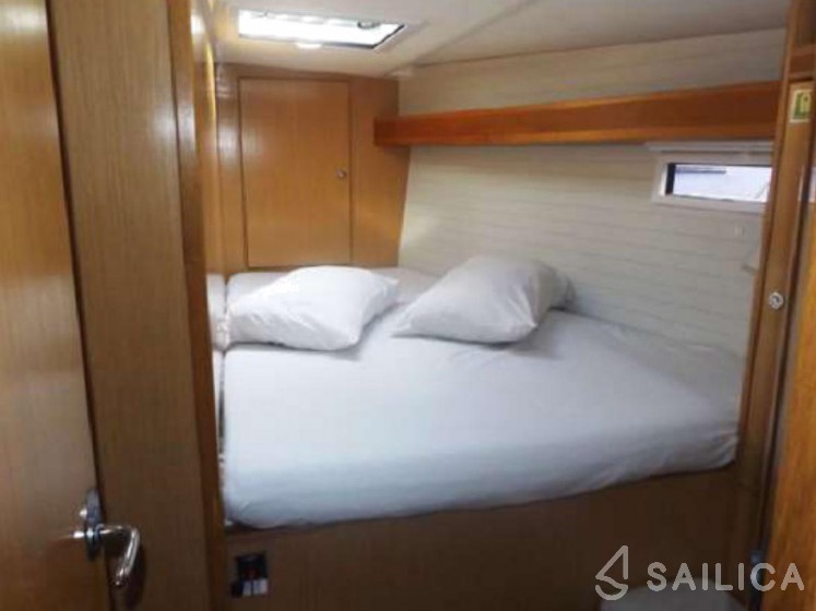 Bavaria Cruiser 45 - Yacht Charter Sailica