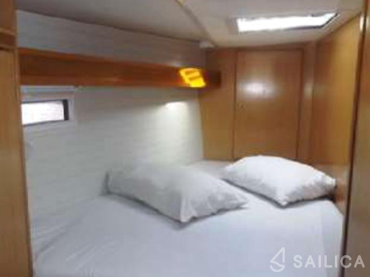 Bavaria Cruiser 45 - Yacht Charter Sailica