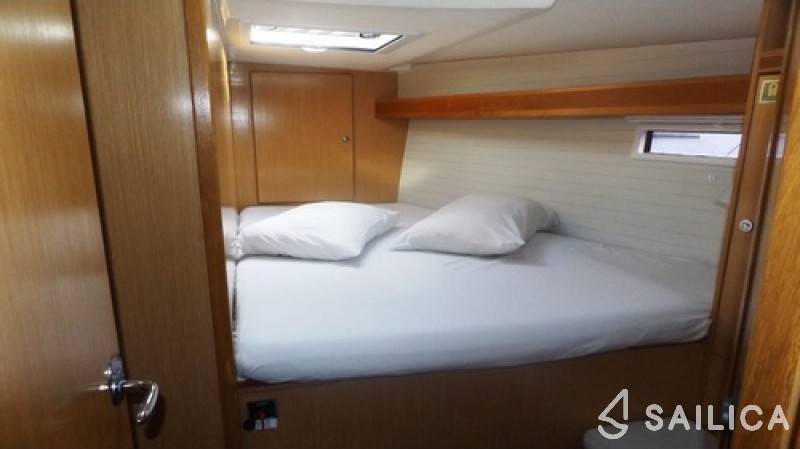 Bavaria Cruiser 45 - Yacht Charter Sailica