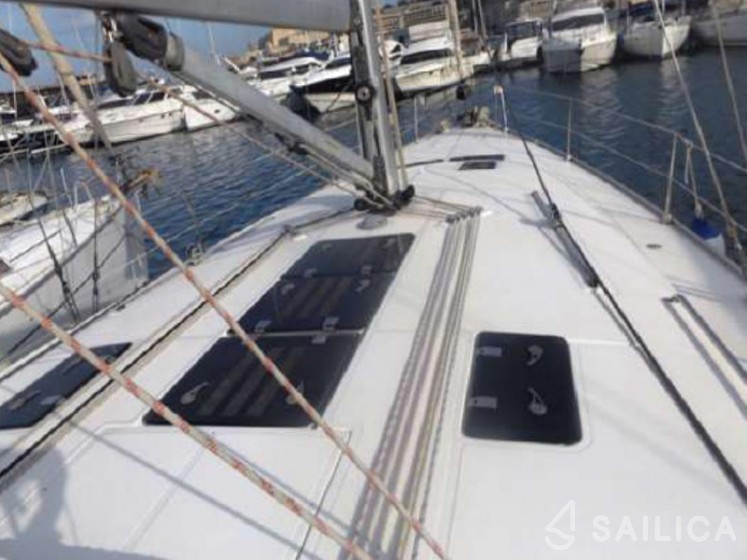 Bavaria Cruiser 45 - Yacht Charter Sailica