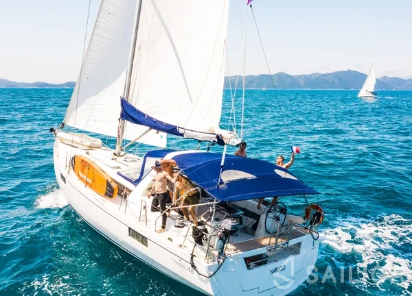 Oceanis 48 - Yacht Charter Sailica
