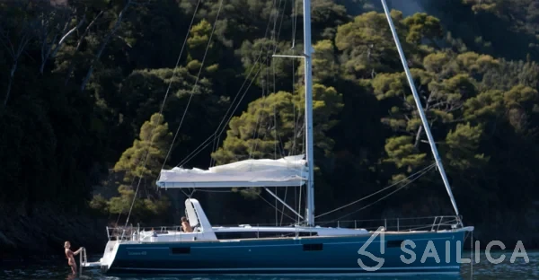 Oceanis 48 - Yacht Charter Sailica