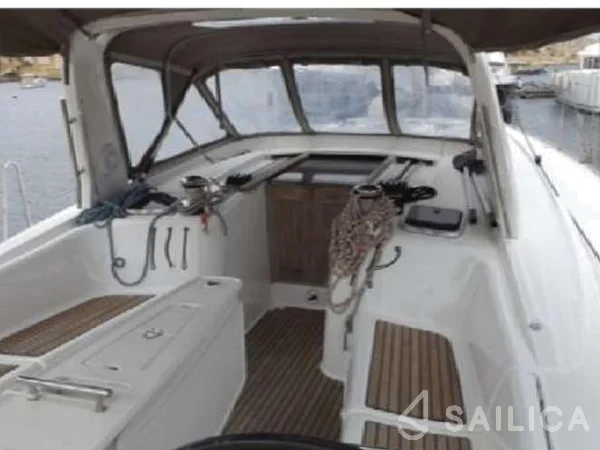 Oceanis 50 Family - Yacht Charter Sailica