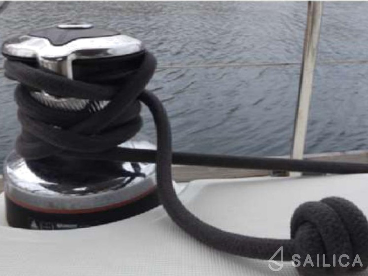 Oceanis 50 Family - Yacht Charter Sailica