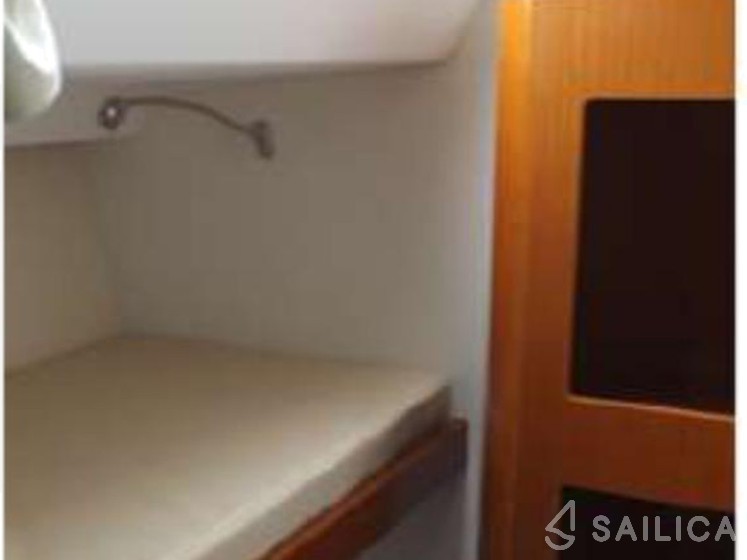 Oceanis 50 Family - Yacht Charter Sailica