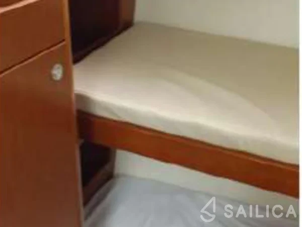 Oceanis 50 Family - Yacht Charter Sailica