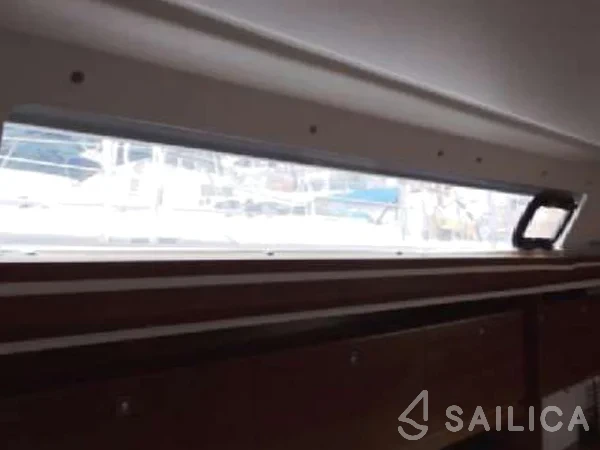 Dufour 450 GL - Yacht Charter Sailica