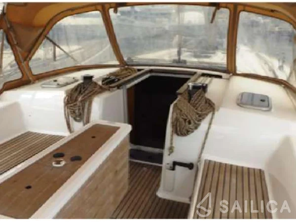 Dufour 450 GL - Yacht Charter Sailica