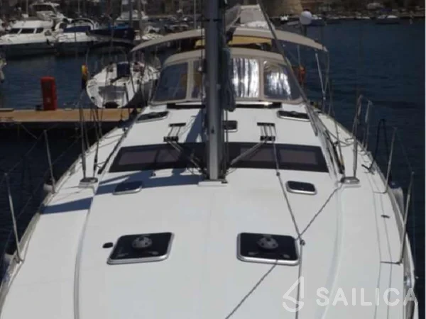 Jeanneau 53 - Yacht Charter Sailica