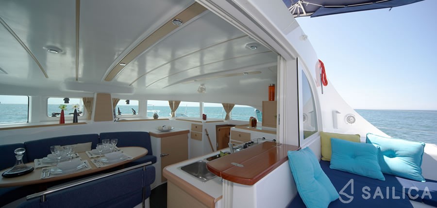 Lagoon 380 - Yacht Charter Sailica