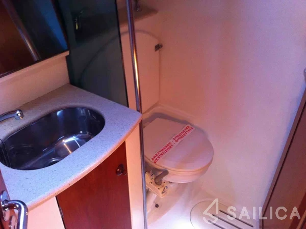 Sun Odyssey 49DS - Yacht Charter Sailica