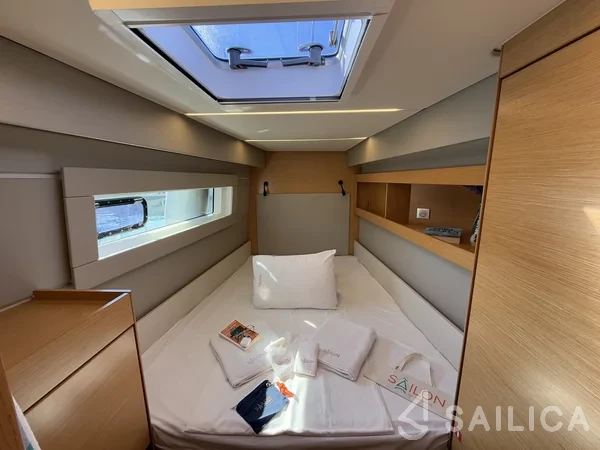 Nautitech 46 Fly - Yacht Charter Sailica