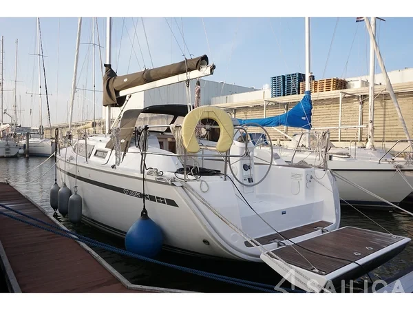 Bavaria 33 Cruiser - Yacht Charter Sailica