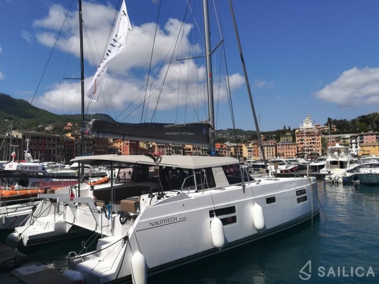Nautitech Open 40 - Yacht Charter Sailica