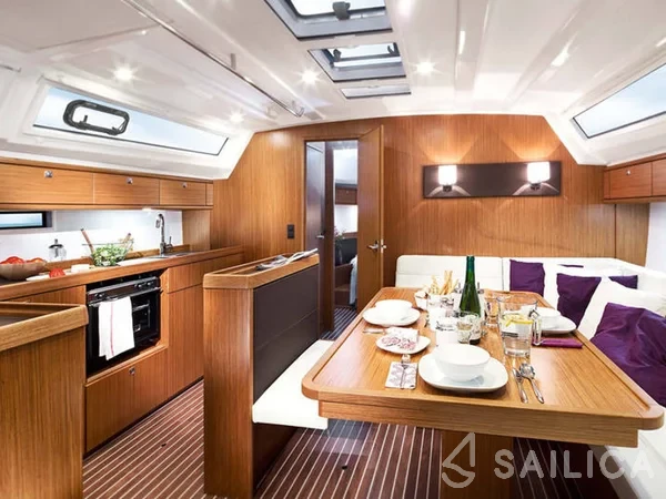 Bavaria 46 Cruiser - Yacht Charter Sailica