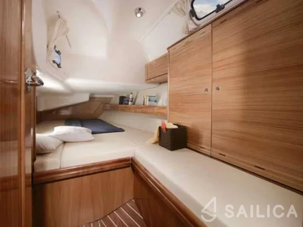 Bavaria 40 Cruiser - Yacht Charter Sailica