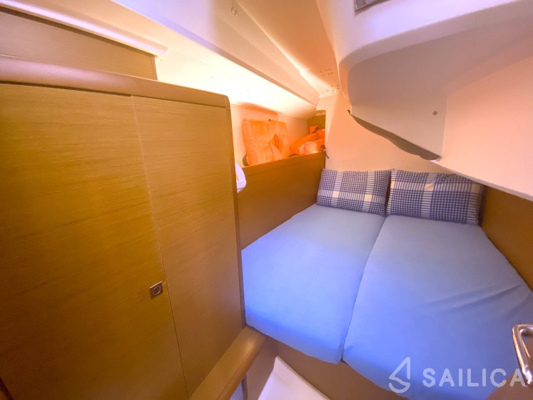 Sun Odyssey 349 - Yacht Charter Sailica