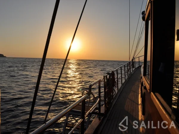 Gulet - Yacht Charter Sailica