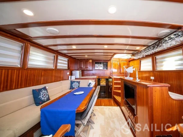 Gulet - Yacht Charter Sailica